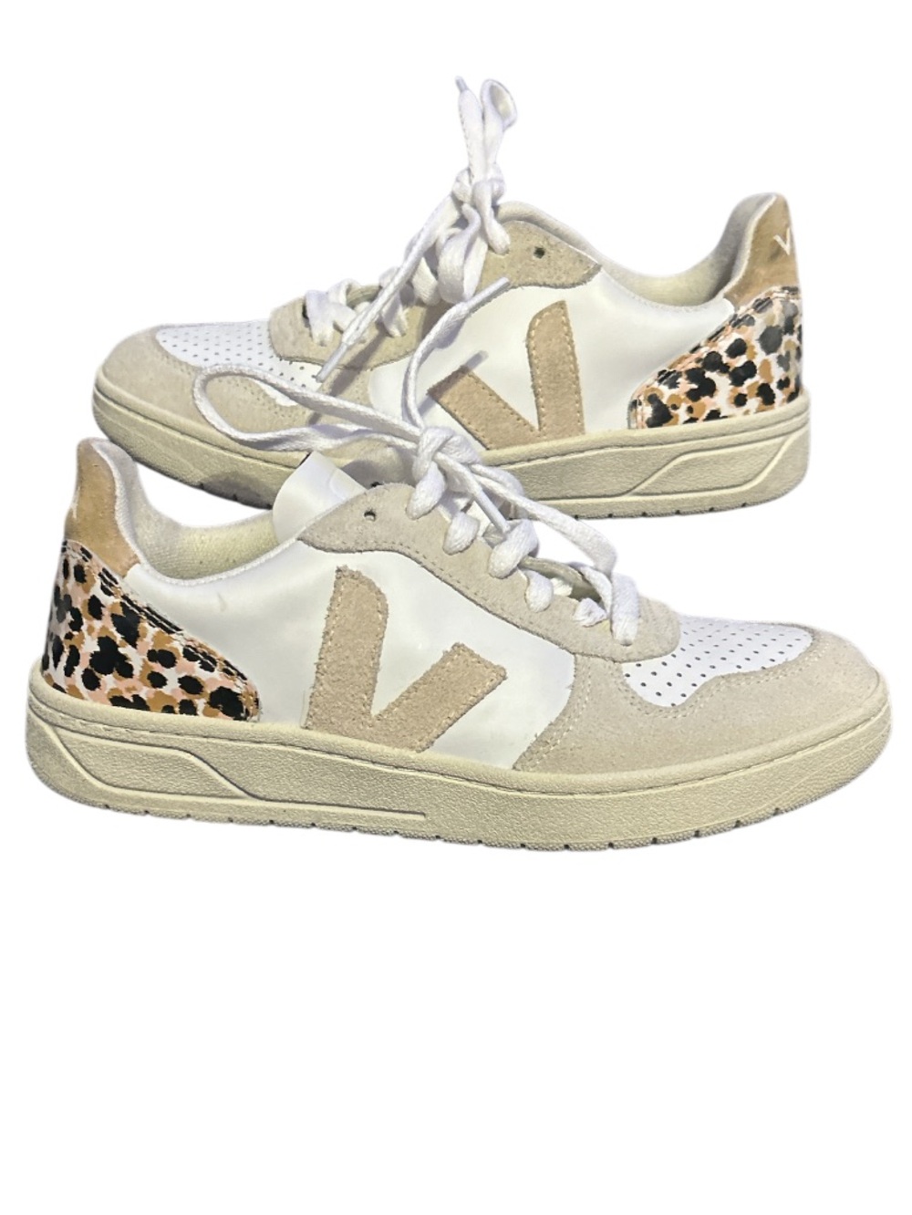 Madewell x Veja™ V-10 Sneakers in Animal Print Leather Size 5